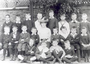 67.1996 8 Black and white photograph of Class from Thames Ditton School, Church Walk, Thames Ditton, c.1900